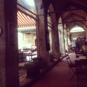 Salaş İstanbul Cafeleri Sultanahmet Cafer Ağa Medresesi Salaş İstanbul Cafeleri Sultanahmet Cafer Ağa Medresesi 300x300 Salaş İstanbul Cafeleri Sultanahmet Cafer Ağa Medresesi