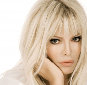 ajda pekkan yilbasi 300x293 ajda pekkan yilbasi