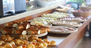 daru sultan hotel kahvalti 2 300x158 Daru Sultan Hotel Kahvaltı